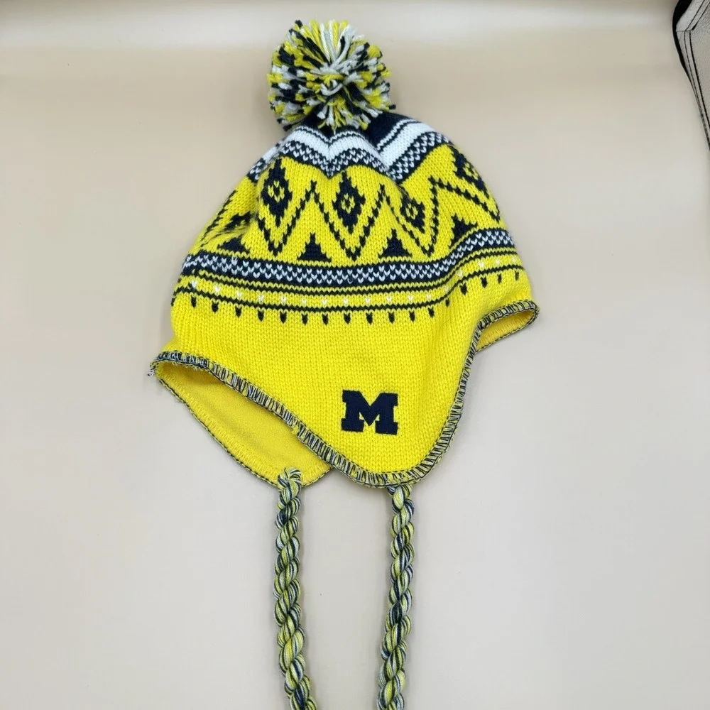 Adidas University of Michigan Logo Knit Earflap Pom Pom Hat Blue Yellow OS